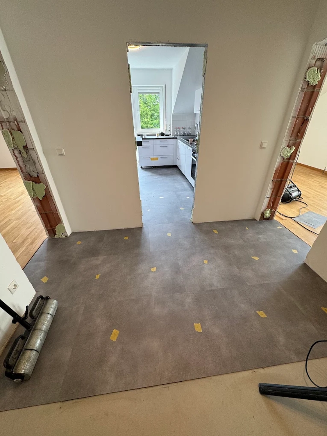 Sanny Malik Dienstleistungsservice - Renovierungs- und Gartenarbeiten - Innenrenovierung