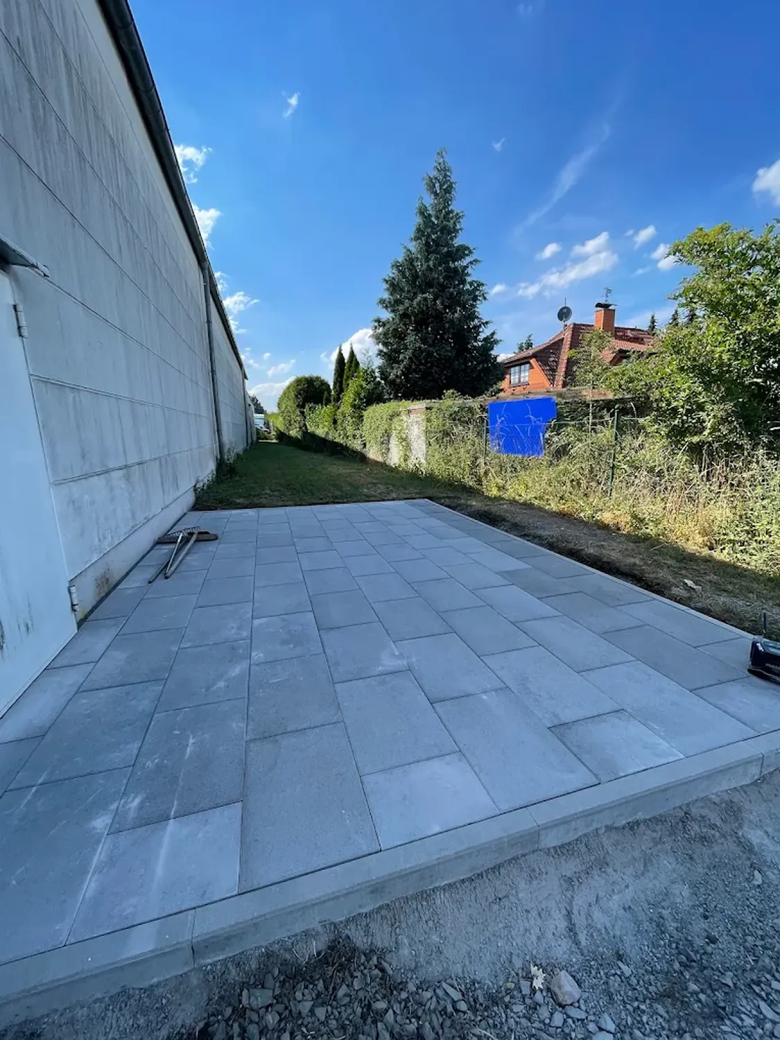 Sanny Malik Dienstleistungsservice - Renovierungs- und Gartenarbeiten - Innenhofpflaster