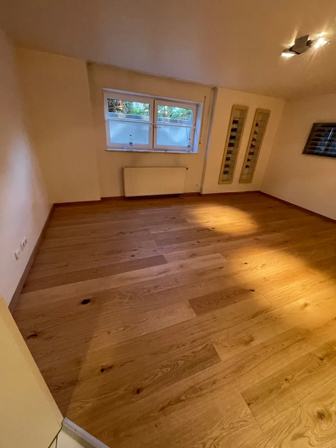 Sanny Malik Dienstleistungsservice - Renovierungs- und Gartenarbeiten - leerer Raum