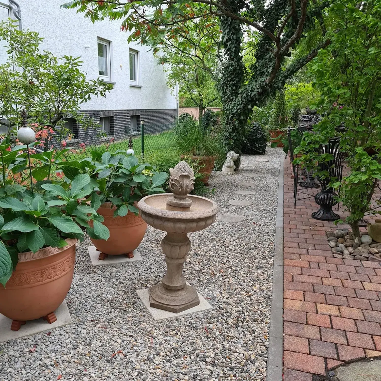 Sanny Malik Dienstleistungsservice - Renovierungs- und Gartenarbeiten - Gartenrenovierung